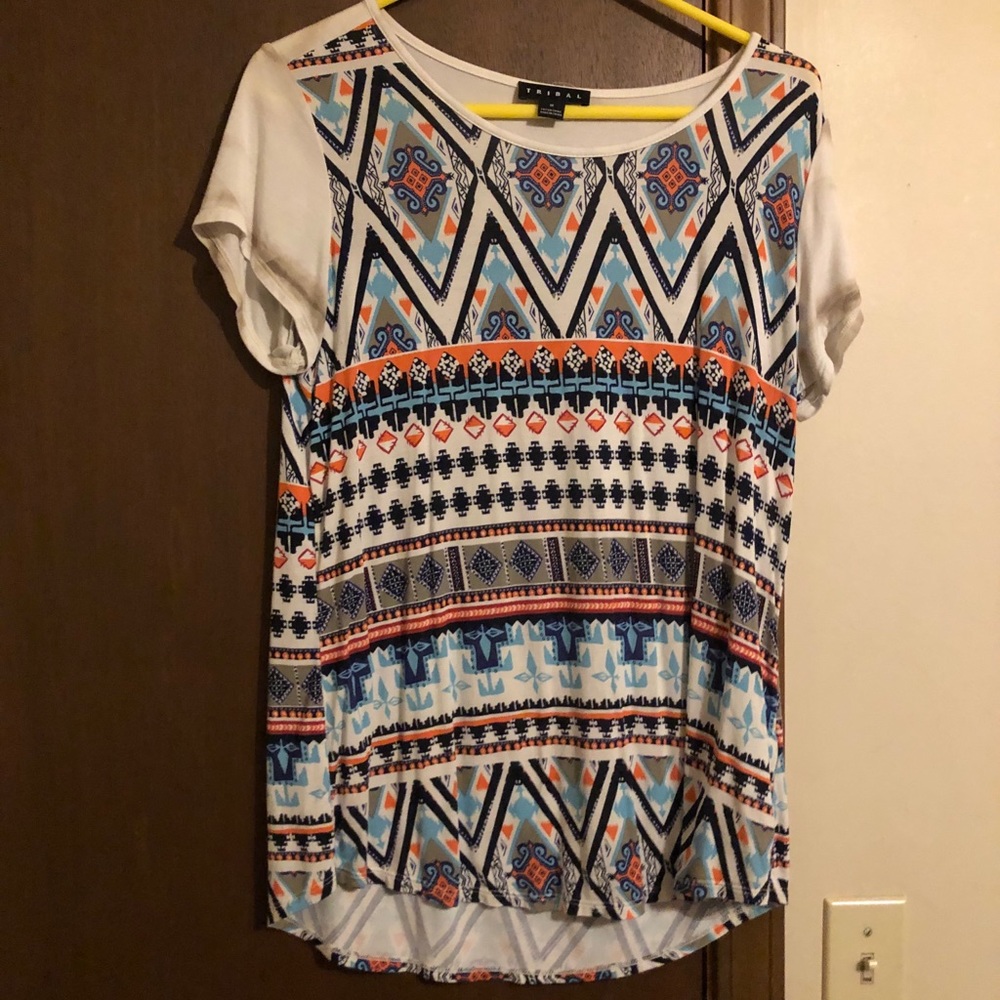 Short sleeve Aztec print top